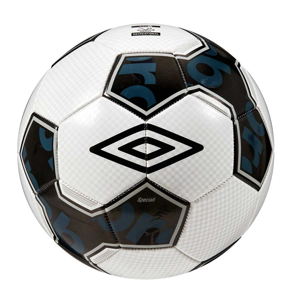 Umbro Classic 32 Panel Size 4 Soccer Ball FREE DELIVERY